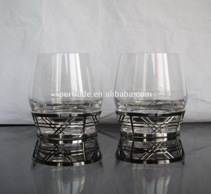 Retro Style Metal Base Rock Glass Handmade Whiskey Glass , Crystal Whisky Glasses