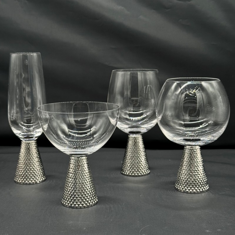 quality Lead Free Crystal Electroplate Diamond Base Wine Glass Set Featuring Modern Art Unique Style Perfect For Elegant Dining And Special Occasions factory