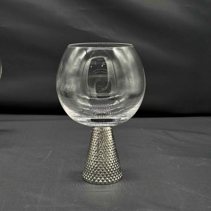 quality Lead Free Crystal Electroplate Diamond Base Wine Glass Set Featuring Modern Art Unique Style Perfect For Elegant Dining And Special Occasions factory