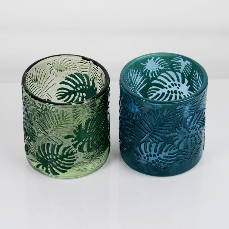 quality Embossed Tropical Monstera Leaf Glass Candle Holder with 200ml Capacity in Lead-Free Crystal Glass factory