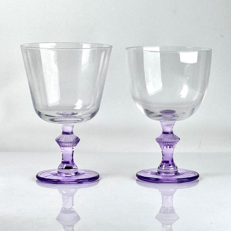 quality 4‑Pack Vintage Purple Stem Wine Glasses, Assorted Shapes Clear Cup with Decorative Purple Stem, Handblown Glass Goblets for Wedding Party Home Tabletop Decoration factory