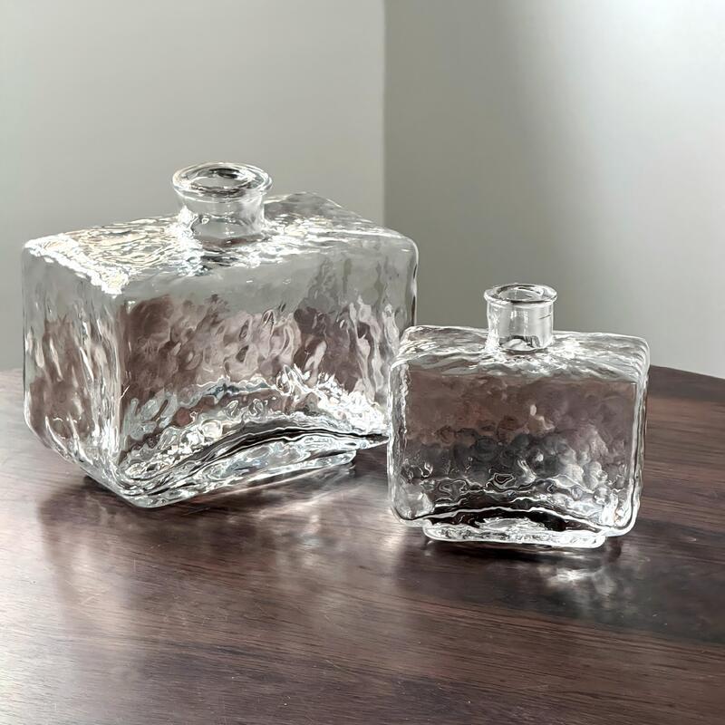 quality Rectangular Clear Hammered Glass Vase - Modern Minimalist Decorative Flower Vase for Table Centerpiece factory