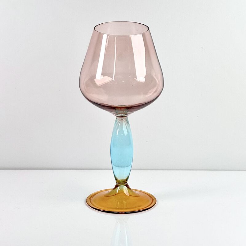 Quality Hand-Blown Gradient Color Borosilicate Wine Glasses, Multi-Color Artistic Stem Goblets for Wine, Cocktail, Home Bar & Party Decor factory