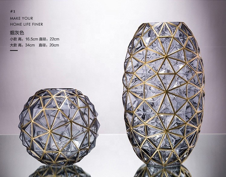 quality Creative Handpainted Decorative Glass Vase For Wedding factory