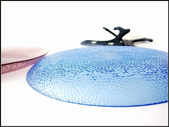 quality 10 Inch Transparent Edge Tinting Color Glass Charger Plates factory