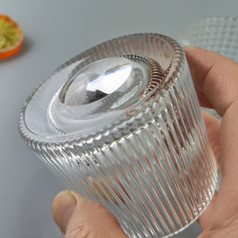 quality Lead Free  FDA Embossed Handmade Whiskey Glass Turning Bottom factory