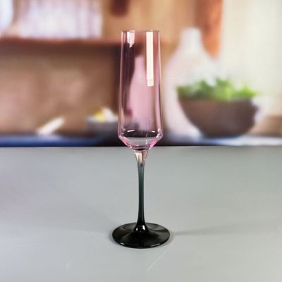 quality Hand-blow Color Gradient Wine Glass Set High Quality Crystal Wine Glass For Gift For Weeding factory