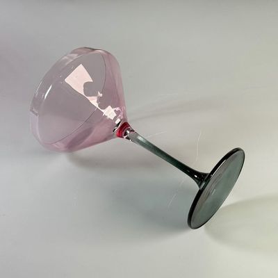 quality Hand-blow Color Gradient Wine Glass Set High Quality Crystal Wine Glass For Gift For Weeding factory