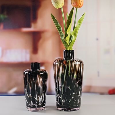 quality Handmade Amber Glass Vase Modern Unique Vase For Table Centerpiece Decorative Flower Vases For Home Office Wedding(S Size) factory