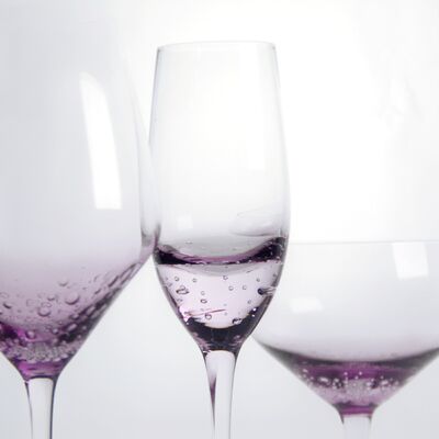 quality Lavender Bubble Crystal Wine Glass Handblown With Gradient Tint And Delicate Trapped Bubbles Combining Elegance With Durability factory