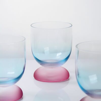quality Handblown Crystal Wine Glass Goblet with Two-color Gradient Frosted Base and 300ml Capacity for Wine Cocktail and Home Decor factory