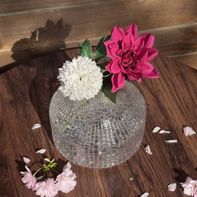 quality Handcrafted Textured Glass Vase with Unique Funnel Design for Sturdy & Functional Floral Displays factory