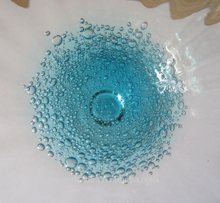 quality Handmade Ocean Blue Wine Goblet Glass With Sparkling Bubbles factory