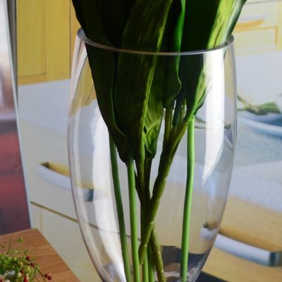 quality Europe Style Long Stem Glass Vase Centerpiece For Party factory