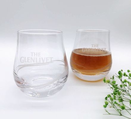 quality Old Fashioned Round Handmade Whiskey Glass With Heavey Base factory