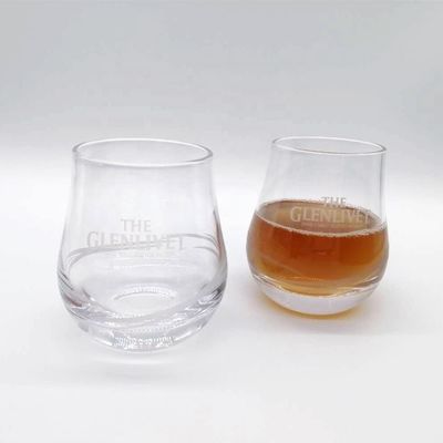 quality Old Fashioned Round Handmade Whiskey Glass With Heavey Base factory