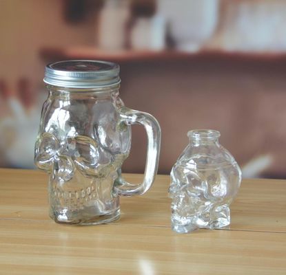 quality Customize Skull Shaped Unique Shot Glasses In Crystal Head factory