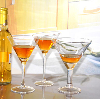 quality Unique Customization Thick Stem Crystal Cocktail Glasses factory