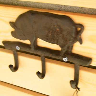 quality Pig Shape Vintage Decorative Iron Wall Hooks For Home factory