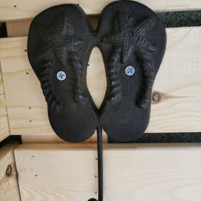 quality Home Decoration Wrought Iron Coat Hooks Cast Iron Crafts factory