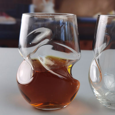 quality Twisted Swirling Crystal Red Wine Glasses 250ml Stemless factory